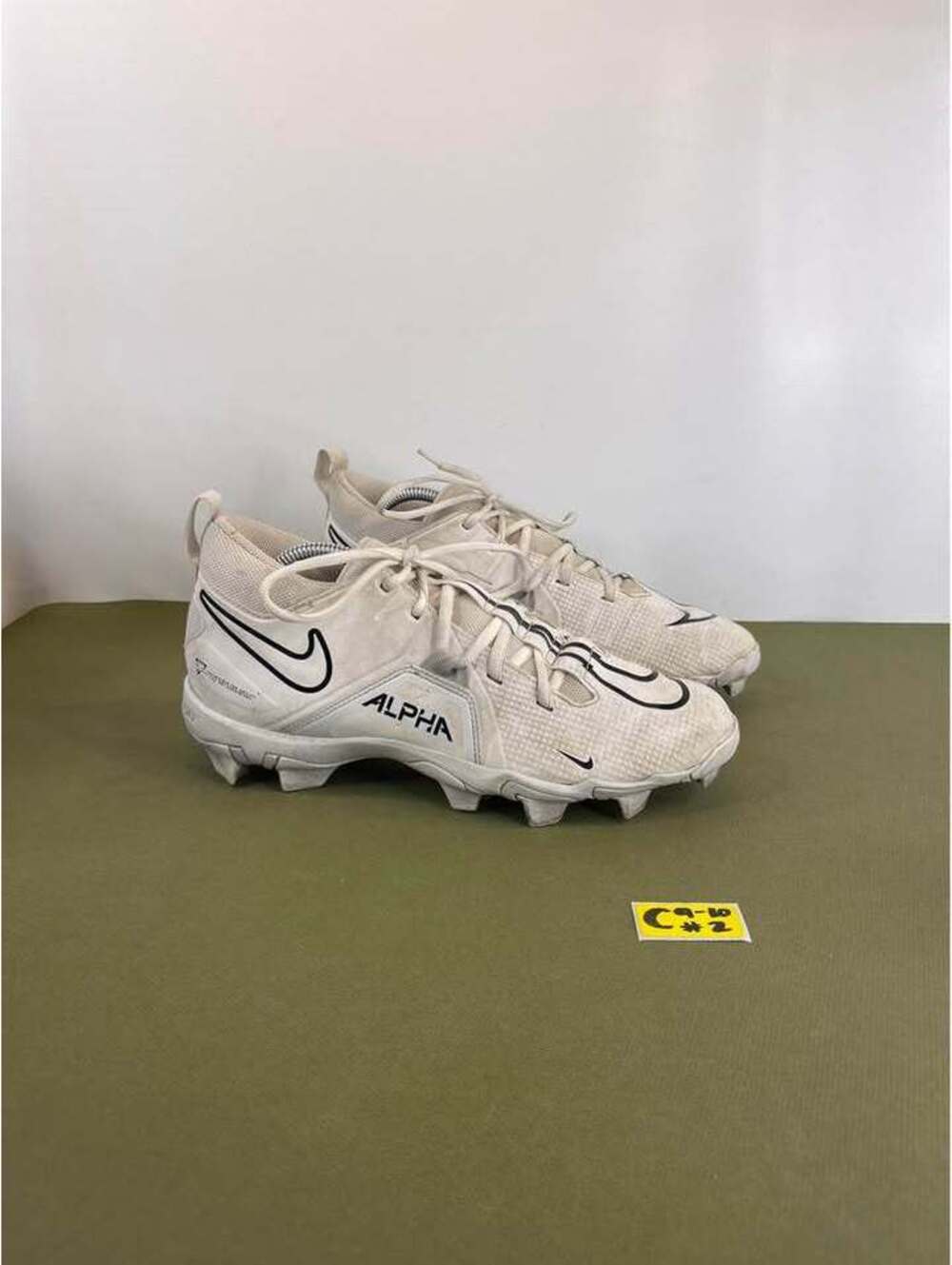 Nike Alpha Men's Football Cleats Size 9
